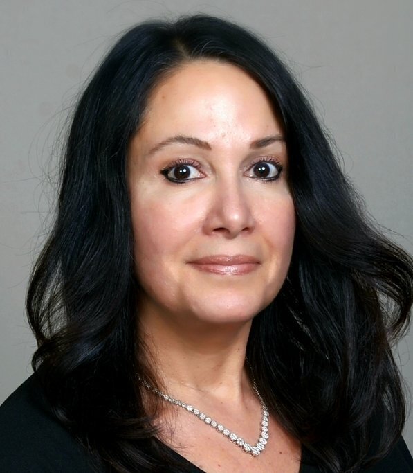 Isabel Melo-Kay, Licensed Associate Real Estate Broker